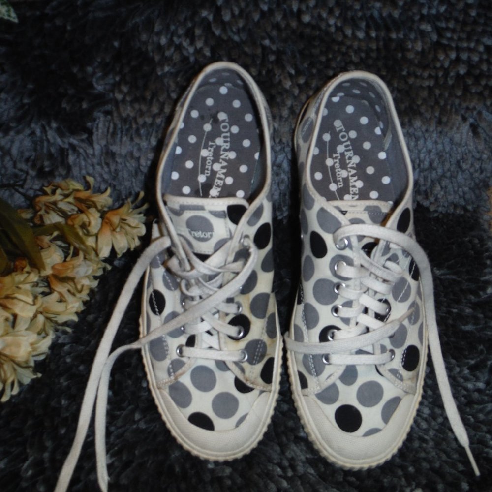 🦋 3 for $15 🦋 TOURNAMENT TRETORN  7